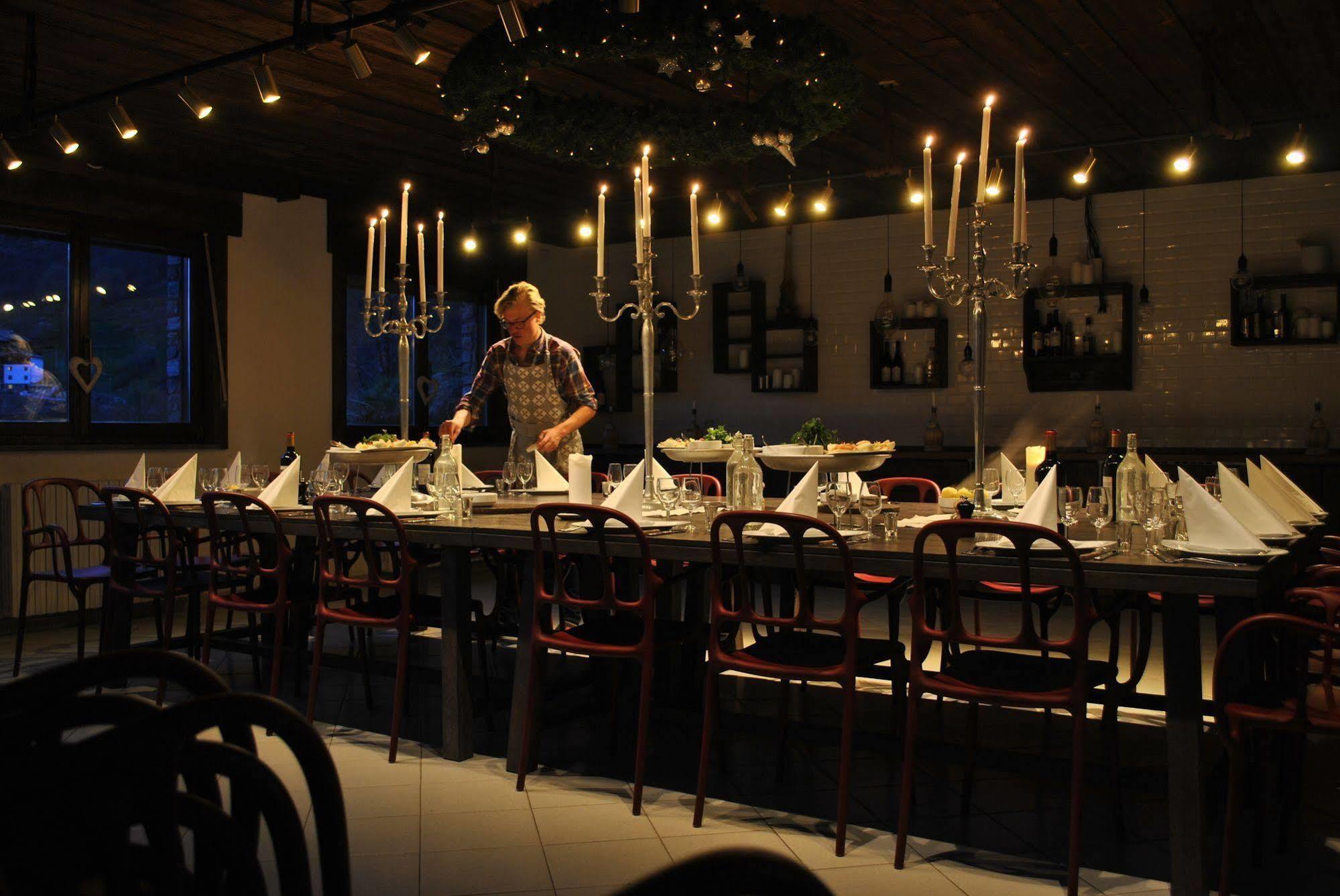Hotell Millefiori- Alpine Event Lodge Valtournenche Bagian luar foto
