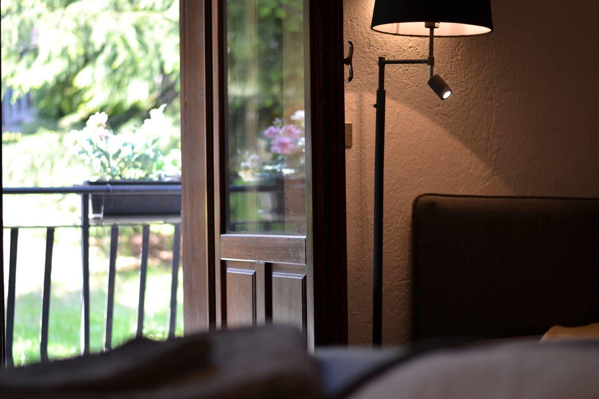 Hotell Millefiori- Alpine Event Lodge Valtournenche Bagian luar foto