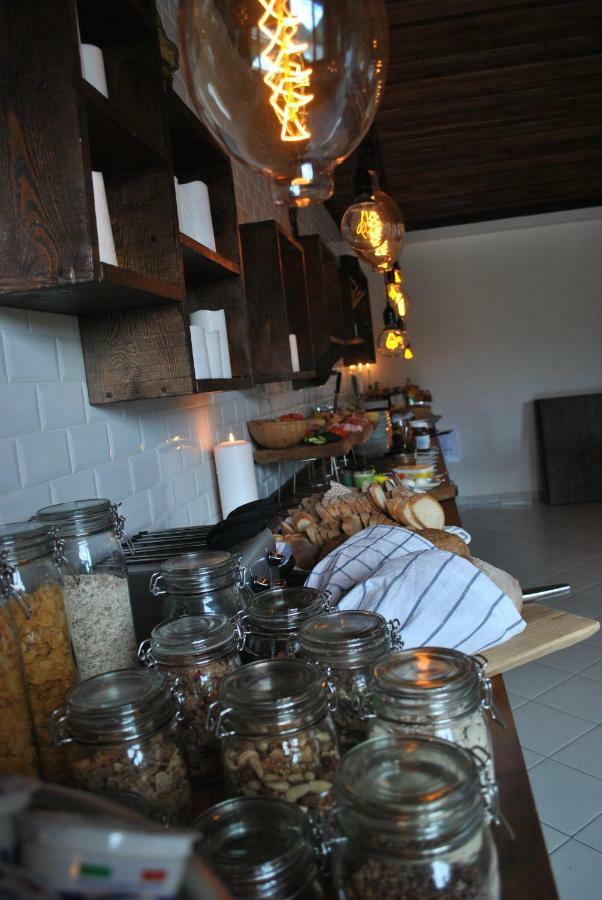 Hotell Millefiori- Alpine Event Lodge Valtournenche Bagian luar foto