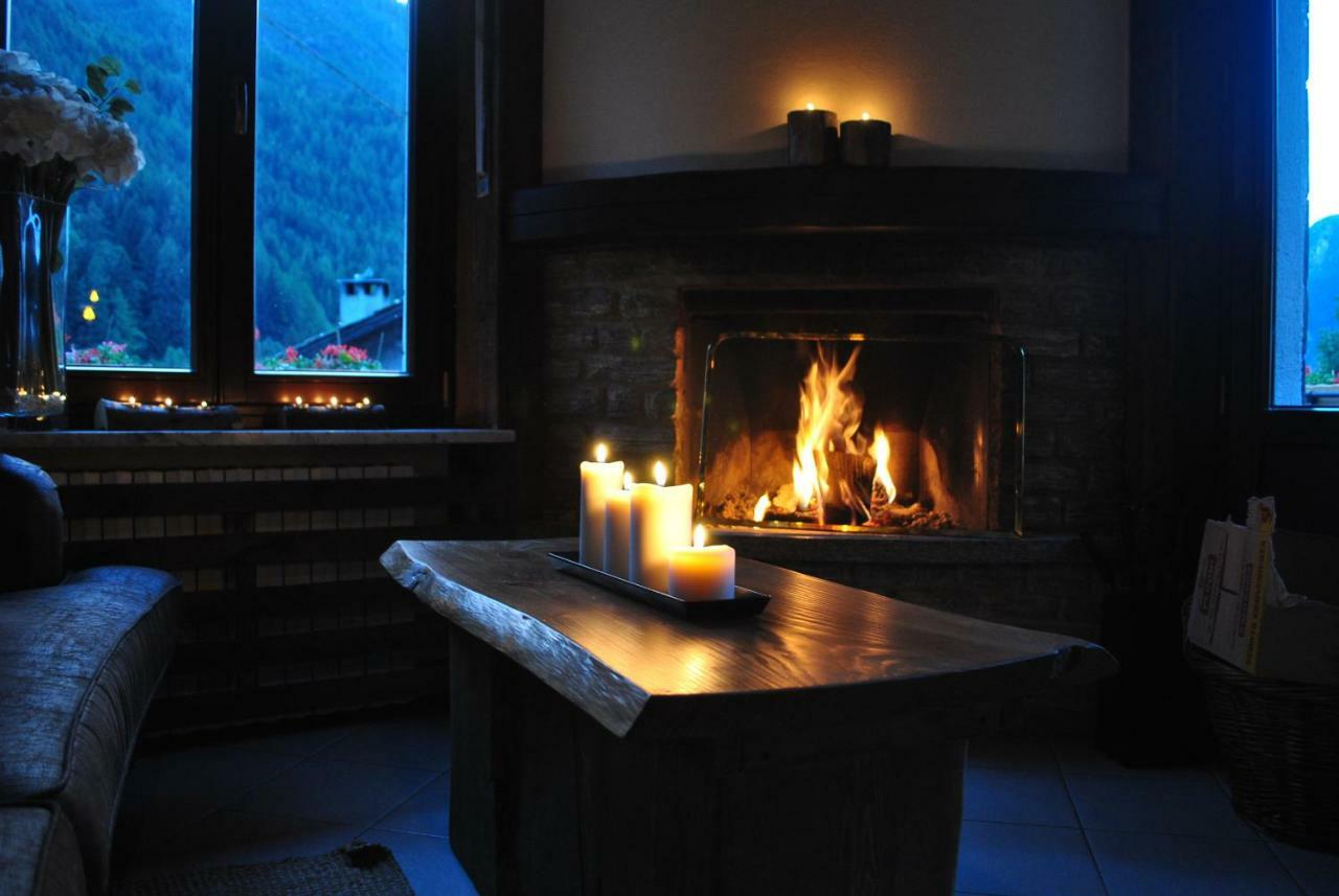 Hotell Millefiori- Alpine Event Lodge Valtournenche Bagian luar foto